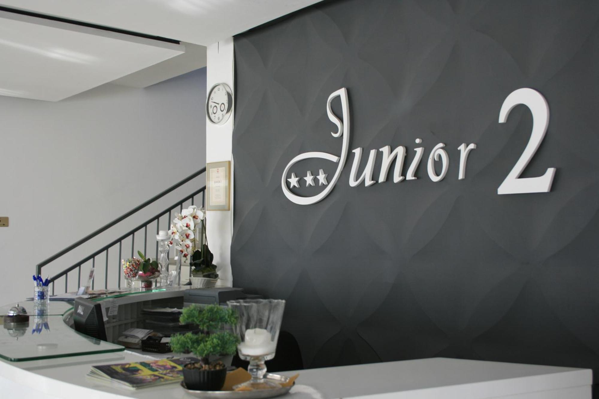 Hotel Junior 2 Cracóvia Exterior foto